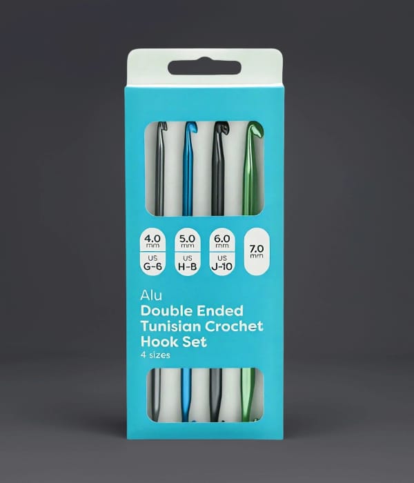 Four double-ended crochet hooks set