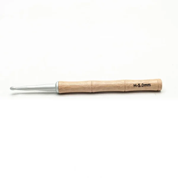 Wholesale Head Ergonomic Crochet Hook Aluminum Needle With Wood Handle Knitting Hooks