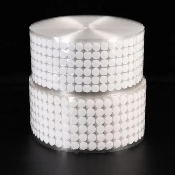 Umweltfreundliche, selbstklebende, weiße Nylon-Münzen mit weicher Klettfläche und Punkten zur Aufbewahrung, doppelseitig